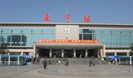 南宁火车站爆料事件视频,真相与争议交织的现场直击